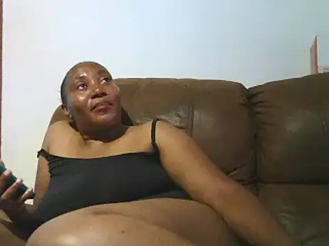 Snapshot of ebonytitts4u chatting on January 25, 2025, 5:40 pm ebonytitts4u online show from January 25, 2025, 5:40 pm