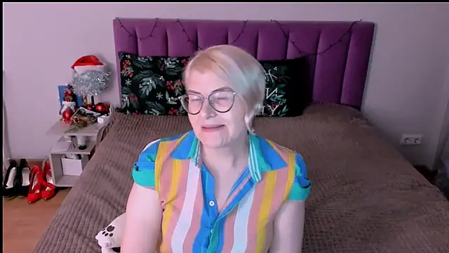 sabrinamacmarren online show from January 9, 2026, 3:19 pm