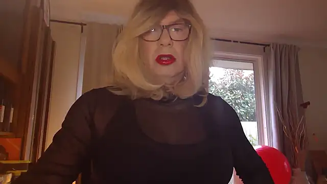 rachel latex online show from May 26, 2026, 11:25 pm