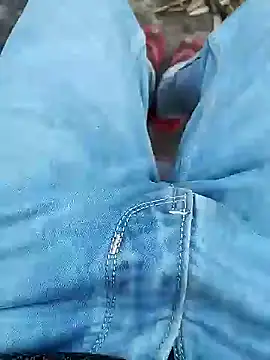 Snapshot of bigh96dik chatting on December 27, 2024, 11:39 am bigh96dik online show from December 27, 2024, 11:39 am