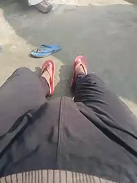 Snapshot of bigh96dik chatting on January 11, 2025, 5:10 am bigh96dik online show from January 11, 2025, 5:10 am