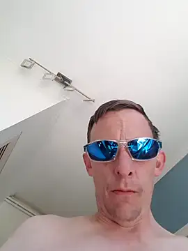 Chuck666-3 online show from May 1, 2026, 1:16 pm