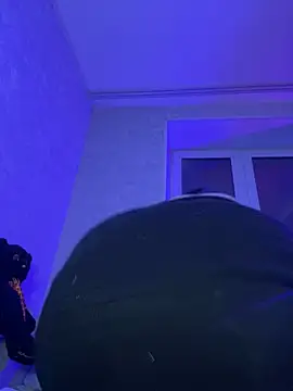 pinkbow online show from March 14, 2025, 9:00 pm