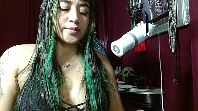 Snapshot of MeGoddesSara chatting on February 21, 2026, 8:44 pm MeGoddesSara online show from February 21, 2026, 8:44 pm