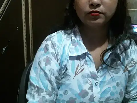 Snapshot of UrsMansi chatting on October 12, 2025, 8:16 am UrsMansi online show from October 12, 2025, 8:16 am