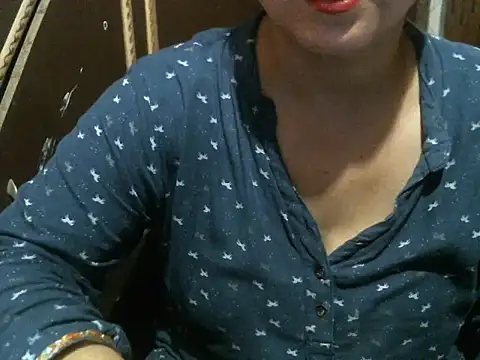 Snapshot of UrsMansi chatting on September 18, 2025, 8:06 am UrsMansi online show from September 18, 2025, 8:06 am