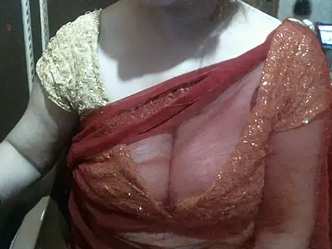 Snapshot of UrsMansi chatting on November 2, 2025, 7:57 am UrsMansi online show from November 2, 2025, 7:57 am