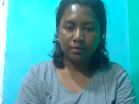 cutybigass online show from November 5, 2025, 10:18 am