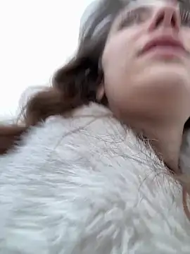 MariiD online show from February 8, 2026, 6:22 am