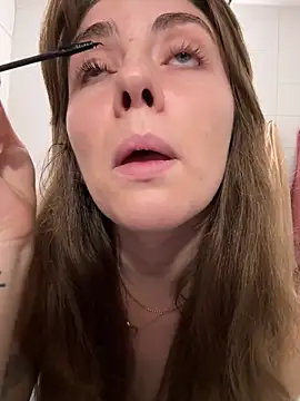 MariiD online show from December 1, 2025, 11:44 am