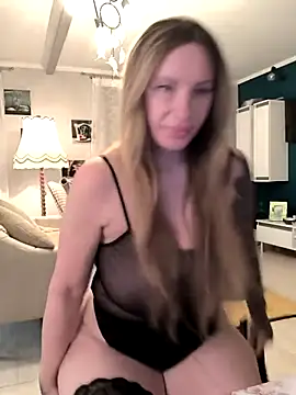 Snapshot of missjenn_x chatting on February 3, 2026, 4:54 am missjenn x online show from February 3, 2026, 4:54 am