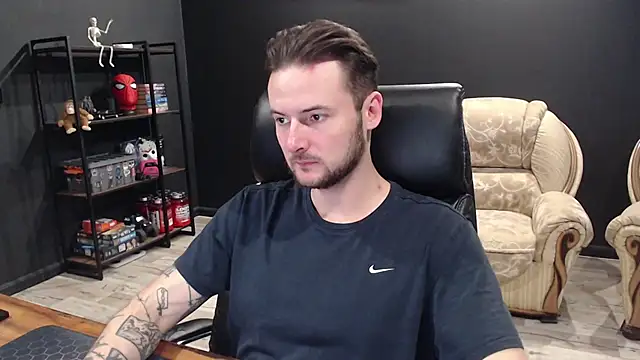 MihasikD online show from November 6, 2025, 8:51 am