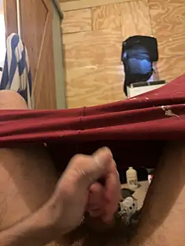 Snapshot of mikeylong chatting on February 19, 2026, 4:48 pm mikeylong online show from February 19, 2026, 4:48 pm