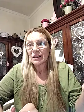 Snapshot of Melmamalhuda@xh chatting on September 19, 2025, 1:59 pm Melmamalhudaxh online show from September 19, 2025, 1:59 pm