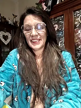 Snapshot of Melmamalhuda@xh chatting on January 7, 2026, 12:04 am Melmamalhudaxh online show from January 7, 2026, 12:04 am