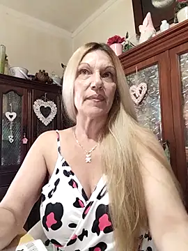 Snapshot of Melmamalhuda@xh chatting on October 20, 2025, 8:15 am Melmamalhudaxh online show from October 20, 2025, 8:15 am