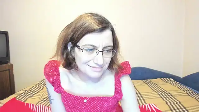 MarilynDream online show from January 28, 2025, 4:19 pm