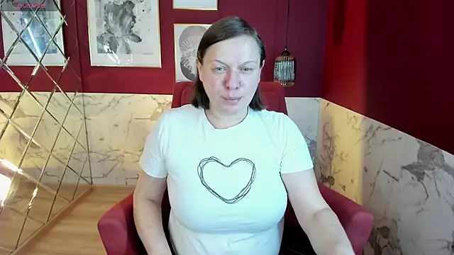 KellyPerfection online show from March 3, 2025, 1:12 pm