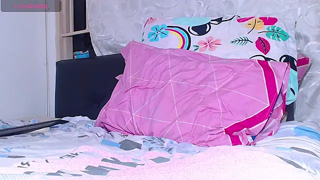 ashelymalefica online show from February 12, 2025, 10:04 pm