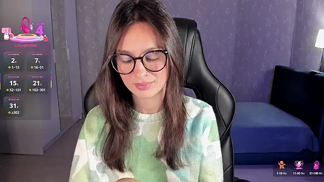 Snapshot of EllaFresh chatting on September 25, 2025, 12:16 am EllaFresh online show from September 25, 2025, 12:16 am