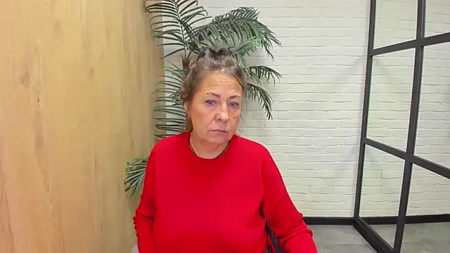 Snapshot of LindaPassionate chatting on September 27, 2025, 5:13 am LindaPassionate online show from September 27, 2025, 5:13 am