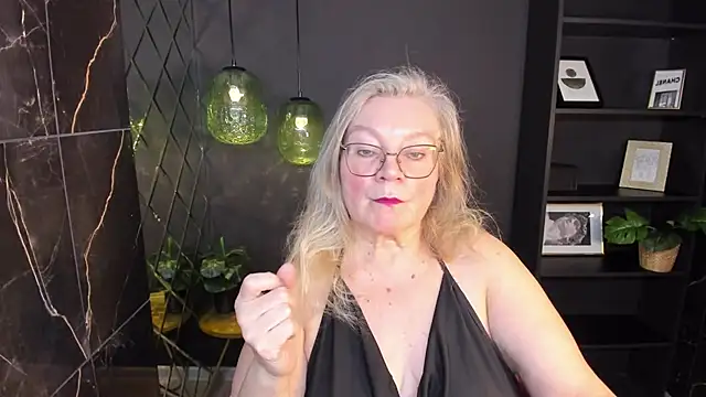 NataliMellow online show from December 21, 2025, 1:13 pm