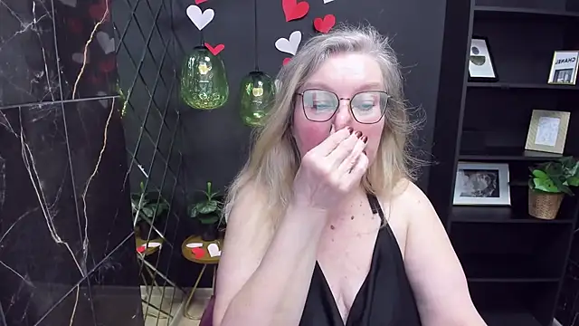 NataliMellow online show from February 17, 2025, 7:23 pm
