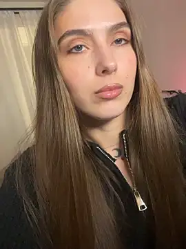 so cutes online show from October 19, 2025, 9:39 pm