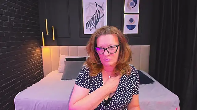 LeaPure online show from March 17, 2026, 4:32 pm