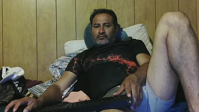 Snapshot of dantehot2020 chatting on October 1, 2025, 1:00 am dantehot2020 online show from October 1, 2025, 1:00 am