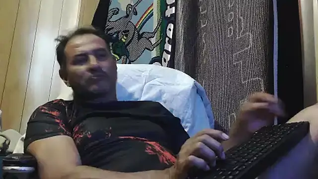 Snapshot of dantehot2020 chatting on September 22, 2025, 10:38 pm dantehot2020 online show from September 22, 2025, 10:38 pm