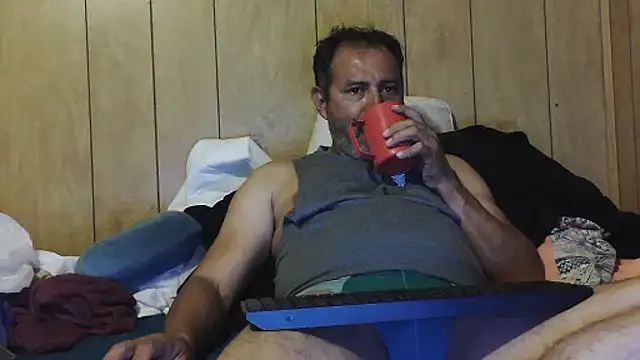 Snapshot of dantehot2020 chatting on October 3, 2025, 10:44 pm dantehot2020 online show from October 3, 2025, 10:44 pm