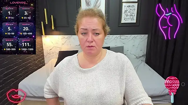 JenniferLight online show from March 6, 2025, 8:16 pm