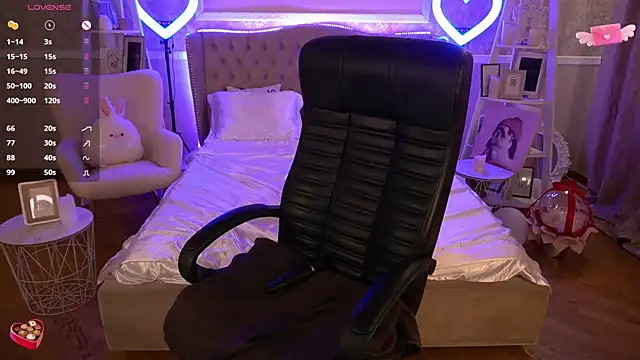 FoxyShy online show from March 16, 2025, 12:44 pm