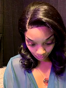 Rakiyahcharms online show from November 8, 2025, 11:03 am