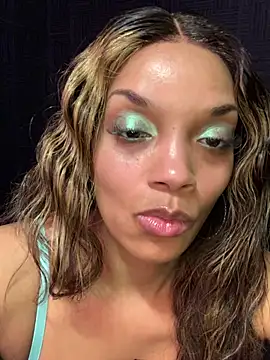 Rakiyahcharms online show from January 10, 2026, 1:34 am