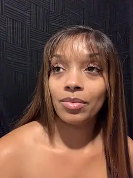 Snapshot of Rakiyahcharms chatting on September 25, 2025, 11:22 pm Rakiyahcharms online show from September 25, 2025, 11:22 pm