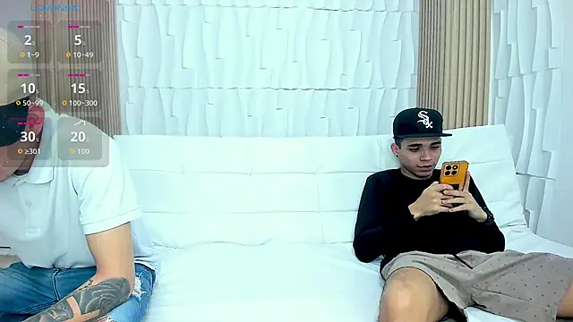 Snapshot of AmazingPartys chatting on February 20, 2026, 7:49 pm AmazingPartys online show from February 20, 2026, 7:49 pm