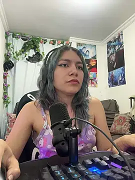 VaioletUwU online show from March 17, 2026, 6:27 am