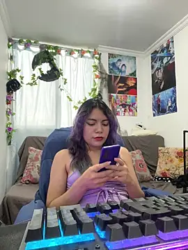 VaioletUwU online show from March 25, 2026, 10:30 pm