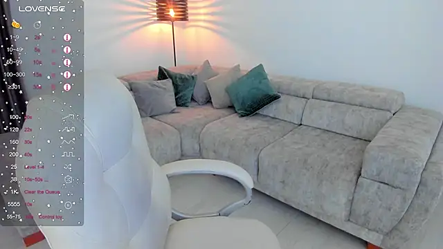 Snapshot of Sarah_Stone_ chatting on March 10, 2025, 11:38 pm Sarah Stone online show from March 10, 2025, 11:38 pm