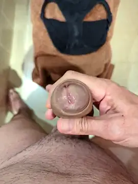 Snapshot of domjoab chatting on October 6, 2025, 10:10 pm domjoab online show from October 6, 2025, 10:10 pm