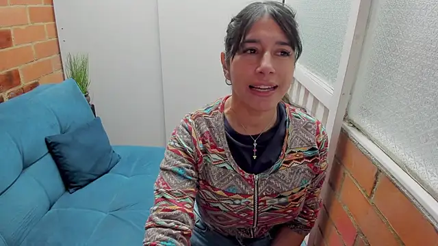 Snapshot of Penelope47 chatting on October 10, 2025, 7:36 pm Penelope47 online show from October 10, 2025, 7:36 pm