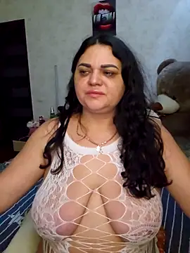 littleRikka online show from April 2, 2026, 7:31 pm