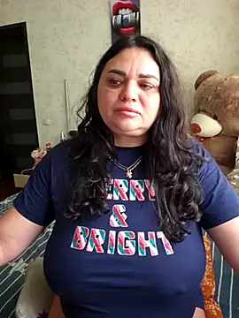 littleRikka online show from April 3, 2026, 7:59 am