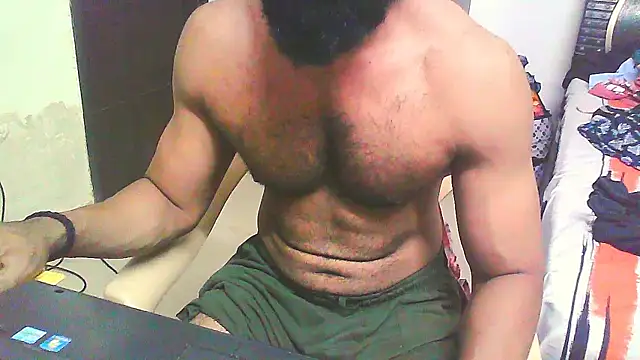 Snapshot of Vbestshow chatting on September 27, 2025, 3:07 pm Vbestshow online show from September 27, 2025, 3:07 pm