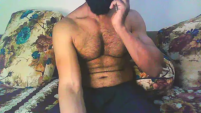 Snapshot of Vbestshow chatting on October 18, 2025, 11:23 am Vbestshow online show from October 18, 2025, 11:23 am