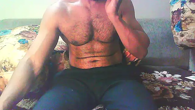 Snapshot of Vbestshow chatting on October 17, 2025, 11:56 am Vbestshow online show from October 17, 2025, 11:56 am