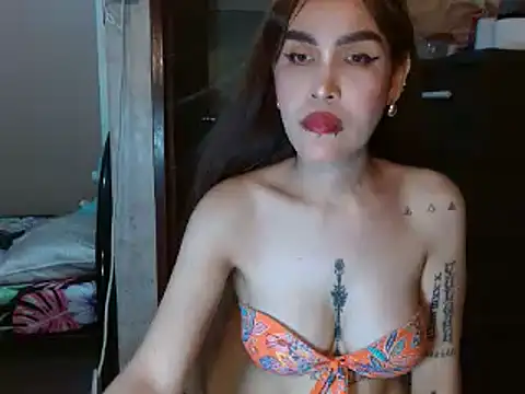 CumEaterLima online show from May 13, 2026, 7:48 am