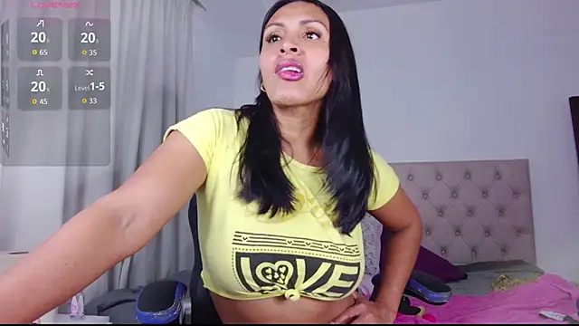 Snapshot of ms_freyax chatting on September 19, 2025, 4:05 am ms freyax online show from September 19, 2025, 4:05 am